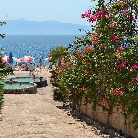 15 Bougainville 别墅 Sarandë