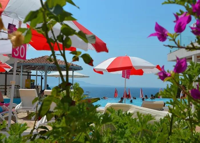 15 Bougainville 别墅 *